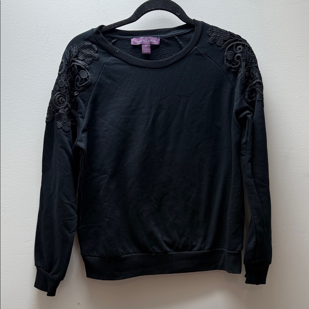 Gloria Vanderbilt Black Floral Embroidered Sweatshirt